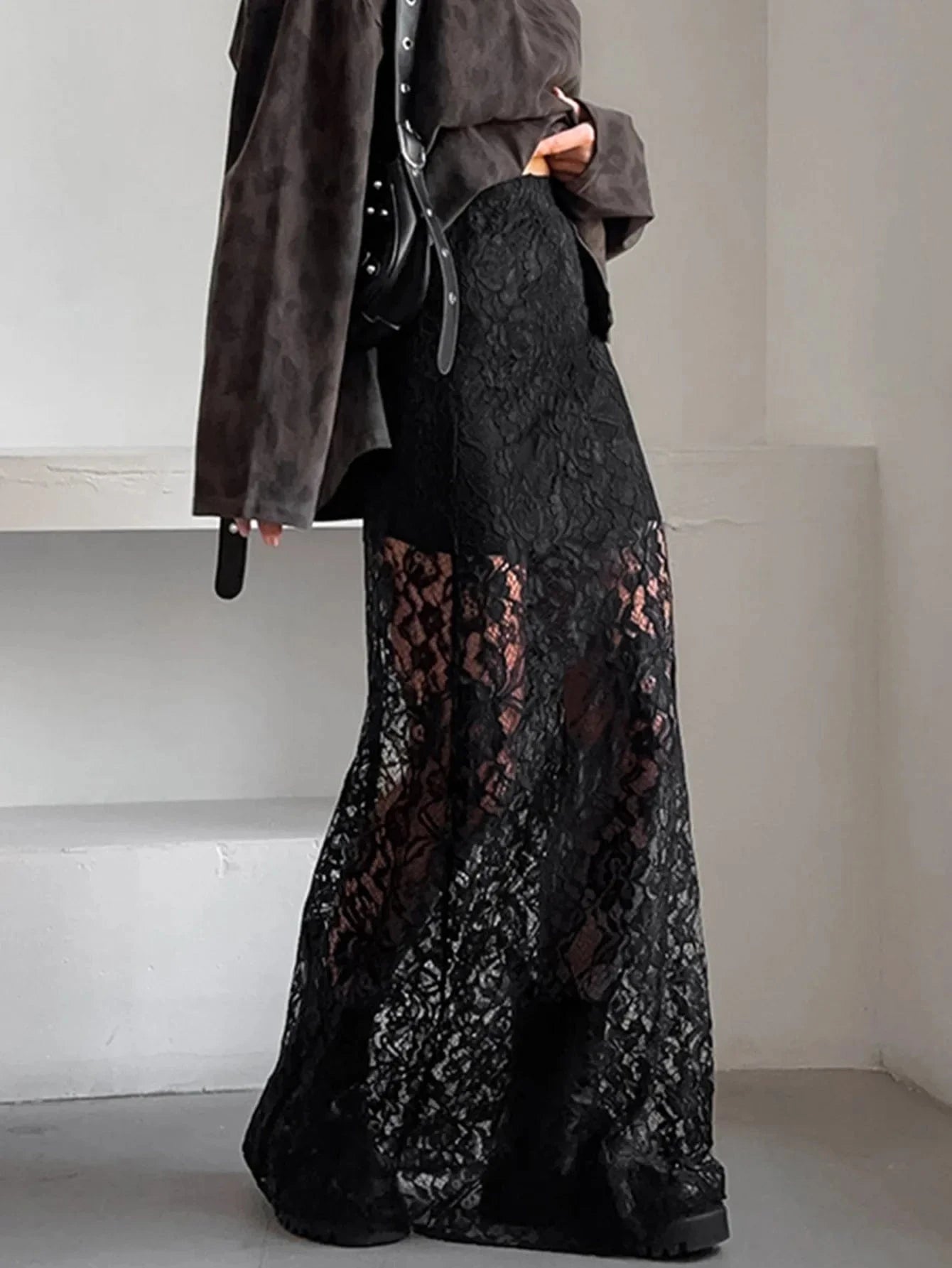Long Lace Black Skirt